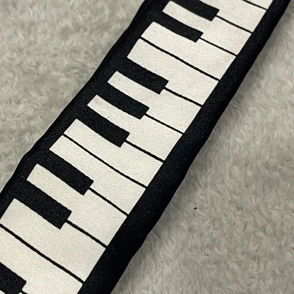 Piano Tie - Skinny Keyboard Tie for Musicians / Costumes - Picture 5 of 8